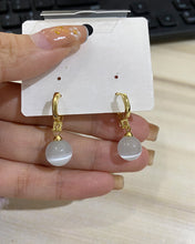 Load image into Gallery viewer, SUNVIVI Earrings,Pearl stud Earrings for Women and Girls Hypoallergenic studs for Sensitive Ears Wedding Earring Jewelry for Anniversary