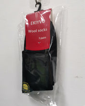 Load image into Gallery viewer, EKIYVO Bamboo Sock - 3 Pack Thin-Low Cut Breathable Seamless Black
