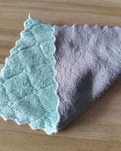 Load image into Gallery viewer, H-SUN Phoenix bird Microfiber Cleaning Cloth, Blue, All-Purpose Towel/Wiper for Cleaning/Dusting/Polishing Kitchen/Bathroom/Auto Surfaces