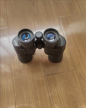 Load image into Gallery viewer, Merytes Adult Binoculars, 10x42 HD Military Binoculars for Hunting and Travel - Compact Fold Size - High Definition Large View - Black