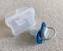 Load image into Gallery viewer, Himirt Ultra-Light Silicone Pacifier, BPA-Free Silicone Binkies