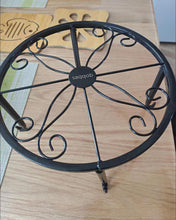 Load image into Gallery viewer, saqqob Planters Basket Art Flower Pot Holders Plant Iron Racks Fence Planters