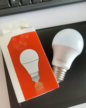 Load image into Gallery viewer, YoTelim bulb, LED bulb, natural daylight bulb, eye protection, suitable for study, office, bedroom, living room, 11W