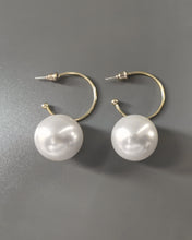 Load image into Gallery viewer, FANKEE pearl earrings, selected AAA+ high-quality freshwater cultured pearl earrings, pendant pearl earrings