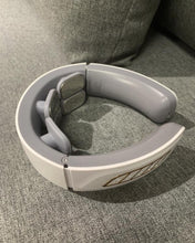 Load image into Gallery viewer, Ohlme Massage equipment-deep tissue shoulder massage to relieve neck pain and improve circulation-neck massager-home, office, car-remote control-cordless, portable, rechargeable