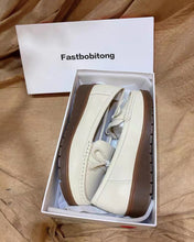 Load image into Gallery viewer, Fastbobitong Women's Faux Leather Ballet Flats Casual Round Toe Bow