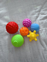 Load image into Gallery viewer, Derrbroy- Baby toys, sensory toys, and learning toys for teething babies