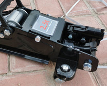 Load image into Gallery viewer, Sonamdws manual jack, trolley jack with wheels, special for cars, portable belt.