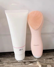 Load image into Gallery viewer, Feeplre electric cleansing brush,Sonic Facial Cleansing Brush, Waterproof Electric Face Cleansing Brush Device for Deep Cleaning|Gentle Exfoliating|Massaging,Rechargeable Silicone Skin Wash Machine with Magnet Charger