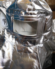 Load image into Gallery viewer, Aluminum foil heat-resistant fire-resistant clothing, 1000 degrees Celsius fire-resistant clothing, a full set of flame-retardant clothing, fire-fighting clothing