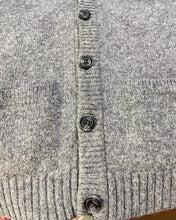 Load image into Gallery viewer, Manitou buttons,Resin Button Clothes Sewing Snaps Blazer Shirts 4 Holes Buttons (20mm)