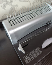 Load image into Gallery viewer, Span Guy office punching machine, office binding machine, comb binding machine