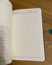 Load image into Gallery viewer, AO LI GEI blank journal,Minimalism Art, Premium Hard Cover Notebook Journal, Gusseted Pocket, Ribbon Bookmark, Extra Thick Ink-Proof Paper 120gsm, San Francisco (Plain, Green)