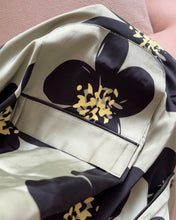 Load image into Gallery viewer, mxelves Women's Lightweight Woven Flannel Pajama Set with Shorts