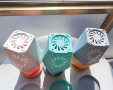 Load image into Gallery viewer, FUNCOLE flowerpot,6 Pcs Plastic Planters Indoor Flower Plant Pots, Mini Flower Seedlings Nursery Pot/Planter/Flower Pot with Pallet, Modern Decorative Gardening Containers