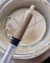 Load image into Gallery viewer, LundaTec Plastic Syringe with Measurement, Suitable for Measuring, Watering, Refilling