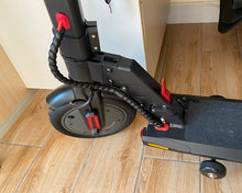 Load image into Gallery viewer, DAYI electric scooter, 350W/15.5 MPH professional scooter, adult electric scooter, scooter with foldable frame and handle, 8 inches without pneumatic tires