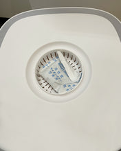 Load image into Gallery viewer, VJEASY Household pet food storage container  Use, Moisture-Proof Insect-Proof, Closes Securely and Keeps Food Fresh