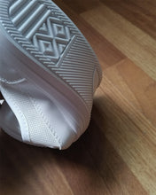 Load image into Gallery viewer, echowind shoes, ladies fashion sneakers, PU leather casual shoes