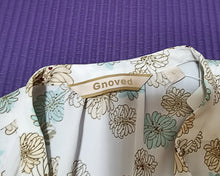 Load image into Gallery viewer, Gnoved women's dress, summer sleeveless floral bohemian V-neck buttoned flowing dress S-XL