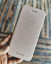 Load image into Gallery viewer, Oahomw mobile phone case, compatible with iPhone 7/8/ SE 2020 mobile phone case, luxury PU leather mobile phone case, flip cover, suitable for iPhone 7/ iPhone 8/ iPhone SE 2020 4.7 inches