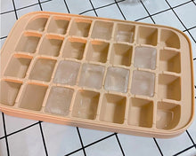 Load image into Gallery viewer, DILOVELY-Silica Gel Flexible Ice Cube Molds with Lid For Whiskey and Cocktails, Keep Drinks Chilled, Reusable
