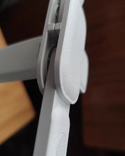 Load image into Gallery viewer, YITULOU Dimmable Home Office Desktop Lamp , Eye Caring Task Lamp for Study, Reading, Crafting, Sewing, Computer Work