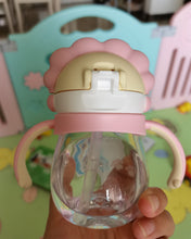 Load image into Gallery viewer, mengda baby Toddler Cup, Silicone Sippy Cup for Baby, Sprill Proof and Non-Slip Handles Training Cup with Straw