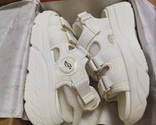 Load image into Gallery viewer, QETGFV Shoes,Boy's Girl's Leather Outdoor Sport Sandals