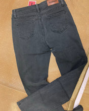 Load image into Gallery viewer, Gemisan Pants, Women's Modern Skinny Jeans (Standard and Plus)