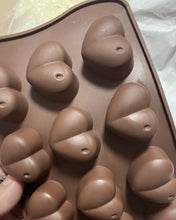 Load image into Gallery viewer, PEAKS COMFORTS chocolate mould,Heart Shape Ice Cube Candy Chocolate Mold, Valentine Candy Molds