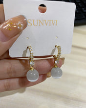 Load image into Gallery viewer, SUNVIVI Earrings,Pearl stud Earrings for Women and Girls Hypoallergenic studs for Sensitive Ears Wedding Earring Jewelry for Anniversary