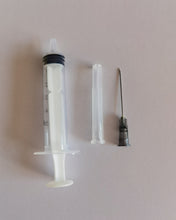 Load image into Gallery viewer, LundaMed 5ml Disposable Syringe with 23Ga 1.0 Inch Needle, Individual Package