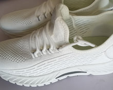 Load image into Gallery viewer, SORAKE men's running shoes men's casual breathable walking shoes sports sneakers gym tennis wear comfortable light shoes