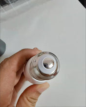 Load image into Gallery viewer, raccroc Light Bulb,16 Watt Chandelier Light Bulb Candelabra Base 120V orpedo Tip Shaped Clear Straight Dimmable Incandescent Light Bulbs