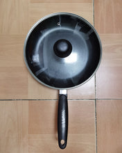 Load image into Gallery viewer, NewYUE cooking pot, 11-inch non-stick induction cooker frying pan with lid, giant cookware frying pan cast aluminum-induction compatible without PFOA