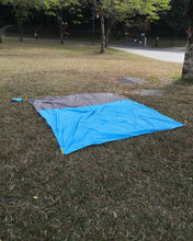 Load image into Gallery viewer, RAY NIGEL Beach Blanket, Sandproof Beach Mat, Compact and Lightweight, Perfect for Travel, Camping, Hiking