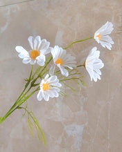 Load image into Gallery viewer, Hananona artificial flowers, silk daisies, home decoration artificial gerber daisies, wedding decoration artificial daisies