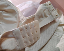 Load image into Gallery viewer, Mirrorin Women's Lingerie Set Lace Matching Bra