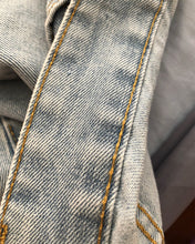 Load image into Gallery viewer, Flowersea pants, women's teen retro denim high-waisted denim shorts with pleated hem