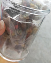 Load image into Gallery viewer, Peach chrysanthemum tea bag-4 kinds of mixed chrysanthemum peach medlar honeysuckle-15 bags