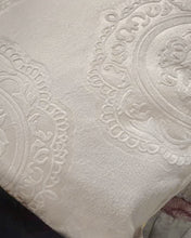 Load image into Gallery viewer, SINSENBO throw pillow ,Decorative Outdoor Linen Fabric Throw Pillow Case Farmhouse Cushion Covers for Bedroom Sofa Chair Car Indoor Home Decoration