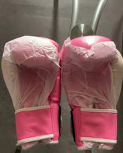 Load image into Gallery viewer, Chriffer boxing gloves, suitable for boxing taekwondo, mixed martial arts, ideal training boxing gloves