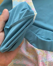 Load image into Gallery viewer, SKEYLOO swimsuit, Two Piece Women Long Sleeve Swimsuit Swim Shirt with Shorts Modest Bathing Suit