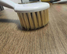 Load image into Gallery viewer, BEEMEEMASTER Dishwashing brush,Dish Brush with Bamboo Handle Built-in Scraper, Scrub Brush for Pans, Pots, Kitchen Sink Cleaning, Pack of 2