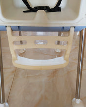 Load image into Gallery viewer, Toremore baby high chair, space saving, detachable tray, baby chair, car travel, three-point seat belt, adjustable footrest, non-slip foot