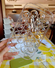 Load image into Gallery viewer, SUSLIFE Silicone Ice Cube Molds with Sealing Lid, Premium Ice Cube Trays