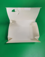 Load image into Gallery viewer, nextcrispy Paper baking cases,Baking Box with for Cupcakes Candy Chocolate Strawberries Muffins Donuts