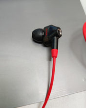 Load image into Gallery viewer, Fantersi earphone,In-Ear Earbud Headphones Dynamic Crystal-Clear Sound, Ergonomic Comfort-Fit, 9mm,Red, PACK