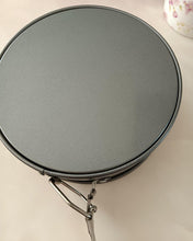 Load image into Gallery viewer, Amagour cake mold, 7-inch non-sticky elastic pan/cheesecake pan/leak-proof cake pan, instant pot accessories 6, 8 quart pressure cooker